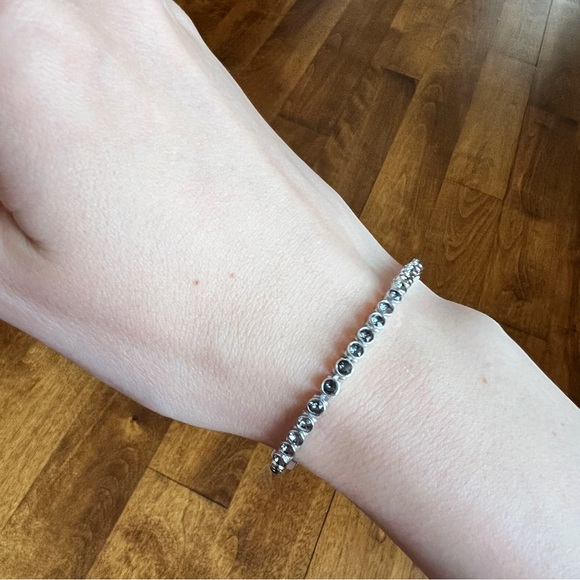 Swarovski Matrix Tennis Bracelet Size Medium - Picture 5 of 8